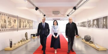 Ժաննա Անդրեասյանը հանդիպել է կինոոլորտի ներկայացուցիչներին՝ շնորհավորելու մասնագիտական տոնի առթիվ