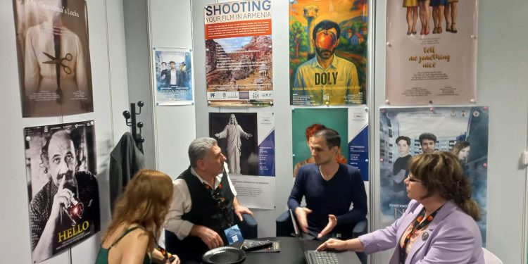 Կաննի կինոշուկայում ներկայացվեցին «Տատիկիս վարսերը» և «Դոլի» ֆիլմերը